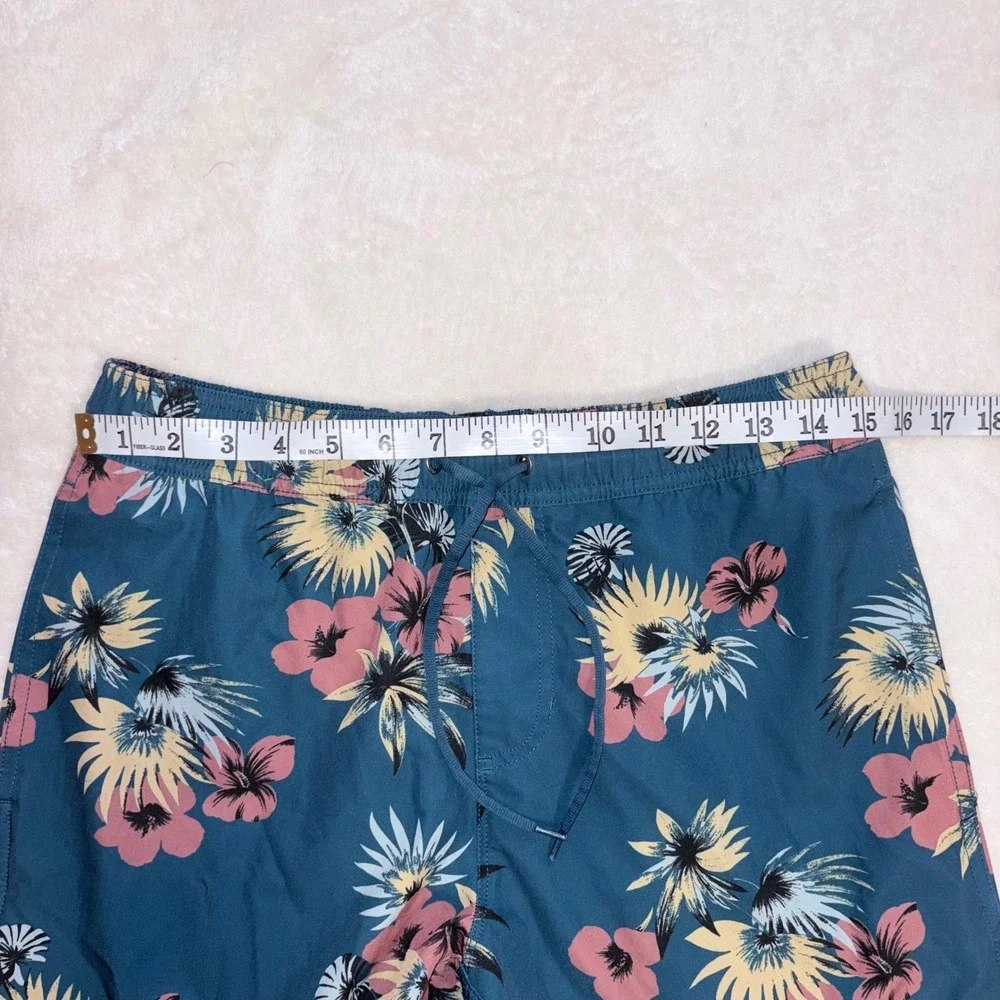 RVCA‎ Boardshorts Mens Small Blue Floral Tropical VA Elastic Waist Swim Trunks